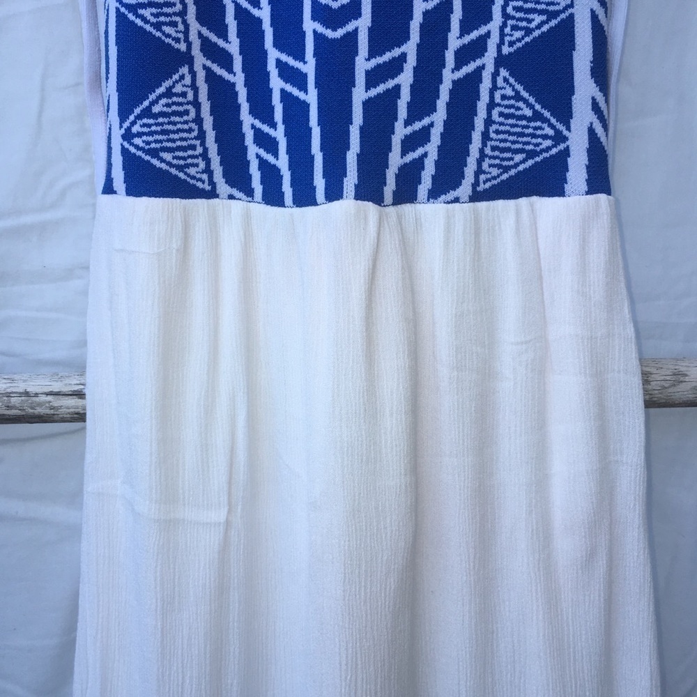 Jealous Tomato Halter Maxi Dress | Geometric Boho · Resort / Festiv - Picture 4 of 8